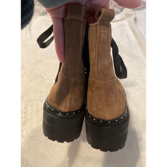 STEVE MADDEN Rainier Cognac Suede Lug Sole Lace-Up Platform Ankle Boots 5.5 - Picture 8 of 11